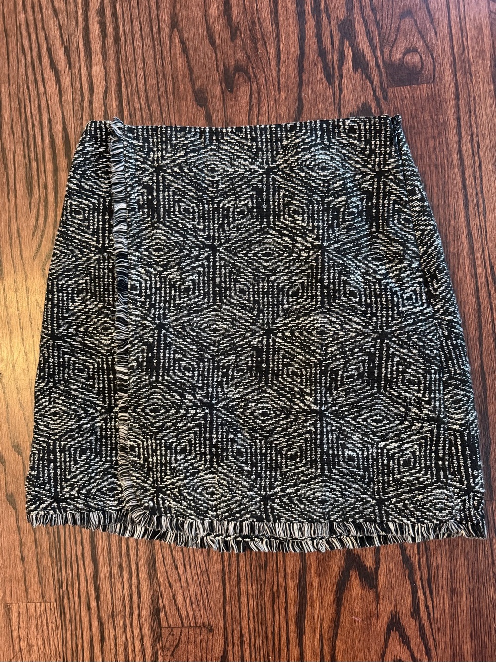 Banana Republic Black & White Geometric Fringe Pencil Skirt